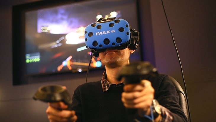 Công Nghệ VR và AR: Cuộc Cách Mạng Trong Giải Trí