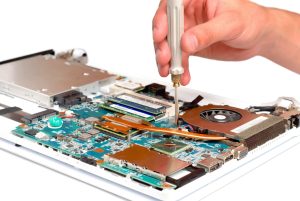 Triệu chứng hư main Laptop thường gặp và cách khắc phục
